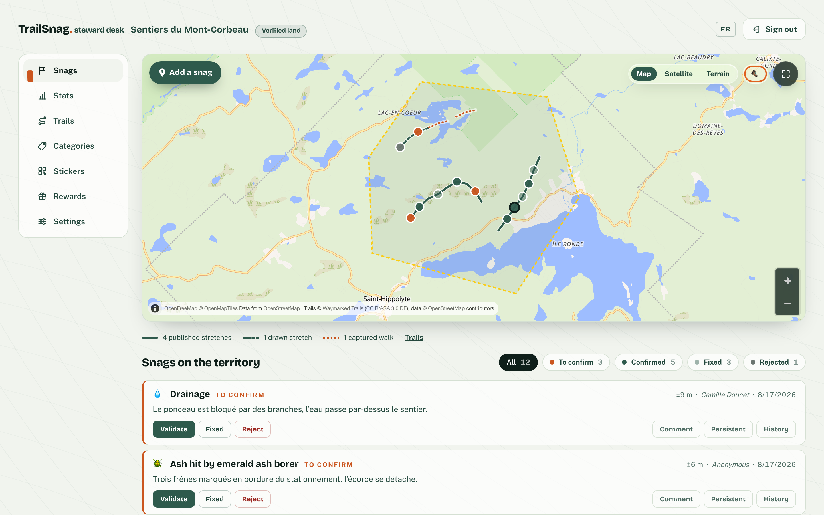 The triage queue: the territory map with geolocated reports, then twelve reports with their state — to confirm, confirmed, fixed, rejected.